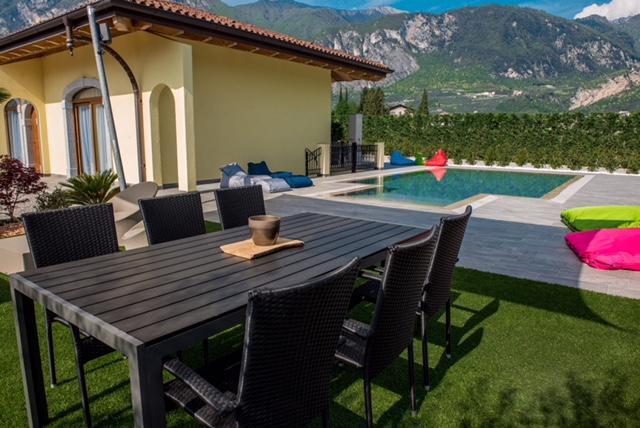 Villa Luxury House & Spa Riva del Garda Exterior photo