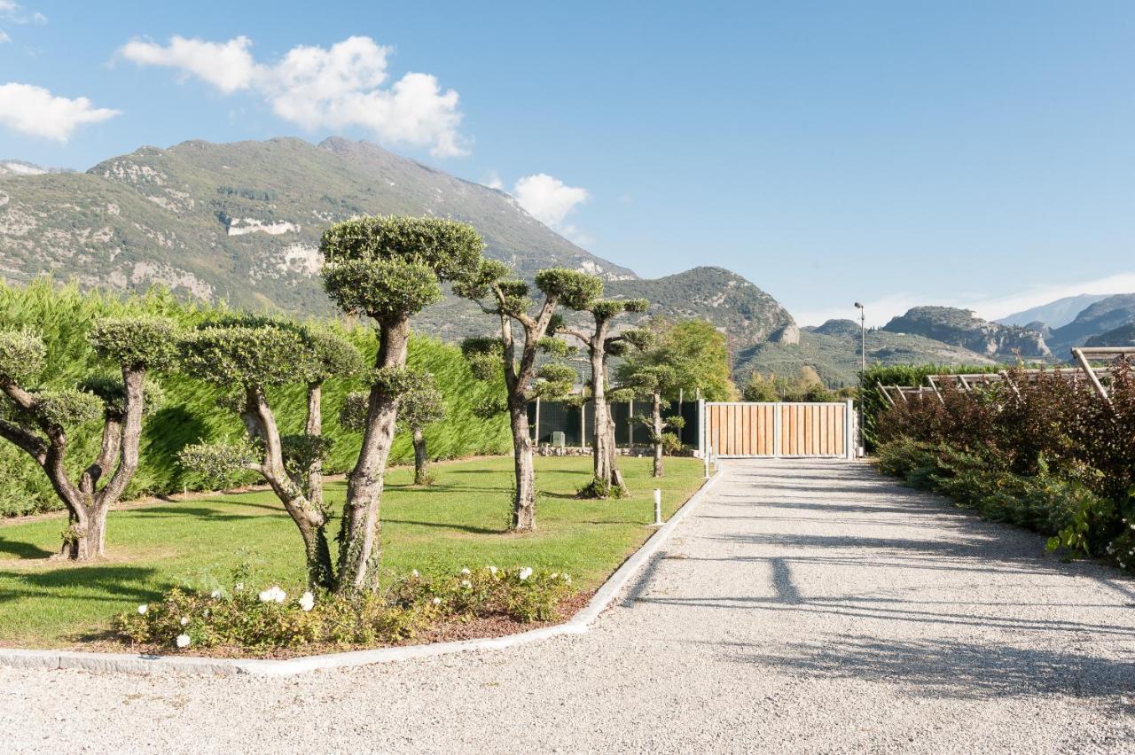 Villa Luxury House & Spa Riva del Garda Exterior photo